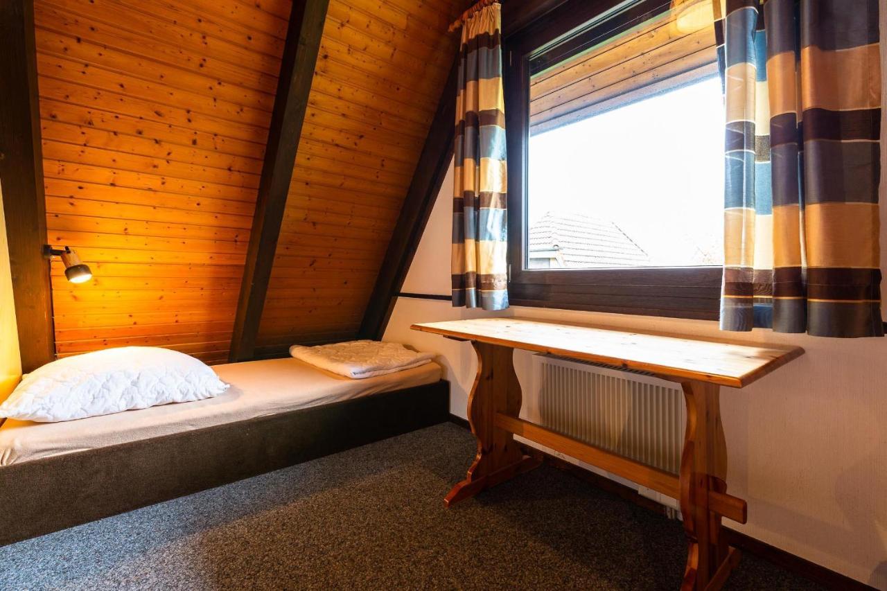 Ferienwohnpark Immenstaad Am Bodensee Nurdachhaus Typ 8 Ndt 099 Esterno foto